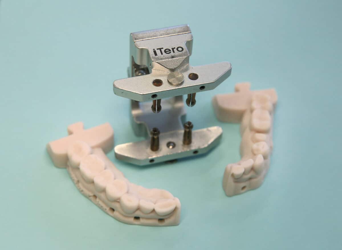 Dental Restoration 3Restore your patient's smile with precision dental restoration solutions.